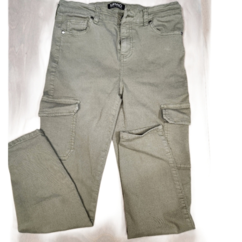 Buffalo becky cargo pants side‎ pocket stretch cotton viscose blend army green.